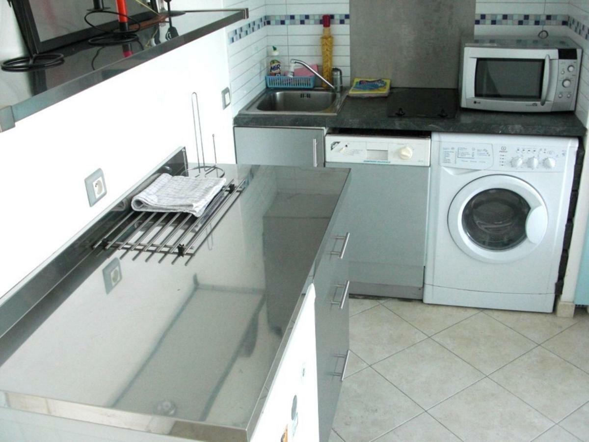 Agreable Appartement 4 Personnes A Villeneuve-Loubet Plage, Piscine, Mer, Commerces A Proximite エクステリア 写真